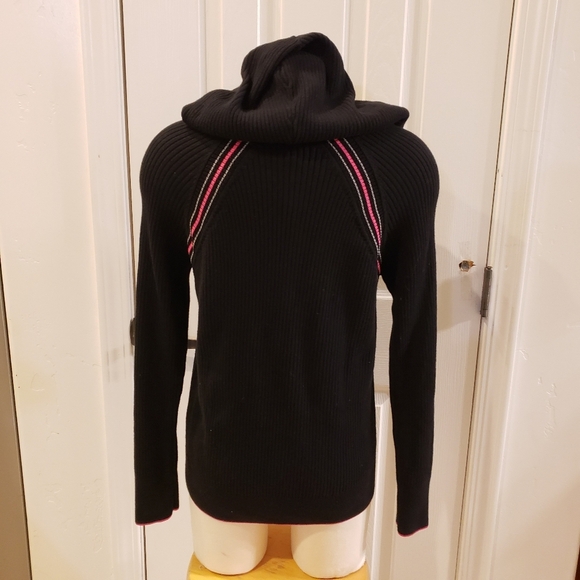 Victoria Secret size Large - Picture 5 of 8